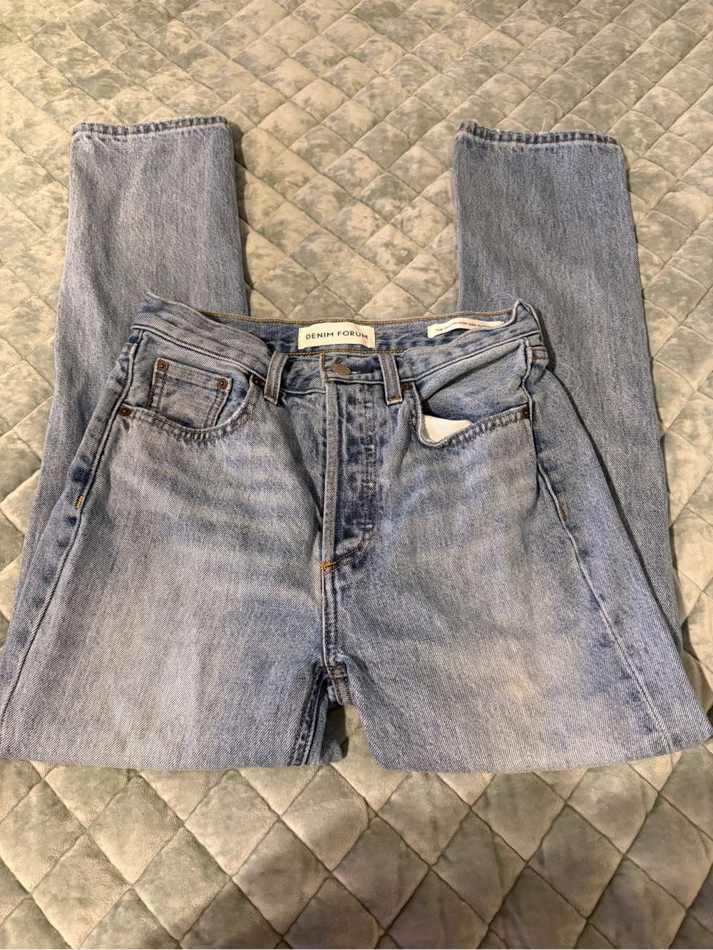 Denim Forum 'The Dillon' High Rise Slim Jeans Light Wash Size 26
